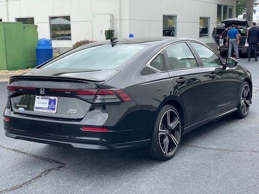 2023 Honda Accord Hybrid Base
