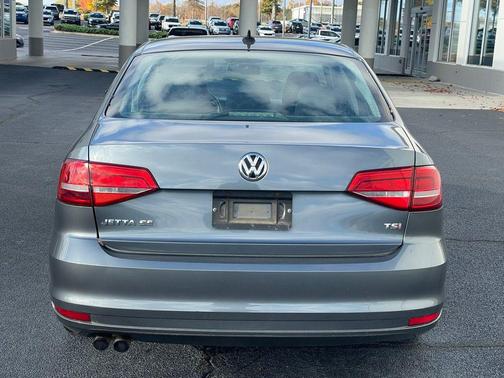 2015 Volkswagen Jetta 1.8T SE