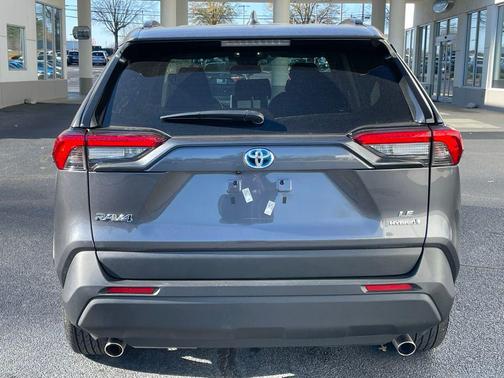 2024 Toyota RAV4 Hybrid SE