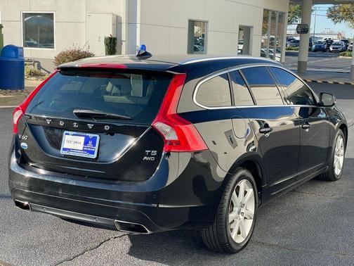 2016 Volvo V60 T5 Premier