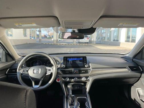 2022 Honda Accord LX 1.5T
