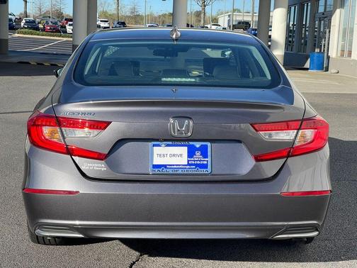 Photo 4 of 42 of 2019 Honda Accord LX
