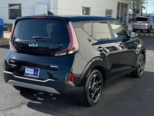 2023 Kia Soul EX