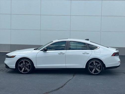 2023 Honda Accord Hybrid Base