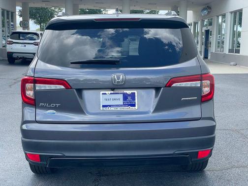 2022 Honda Pilot 2WD Special Edition