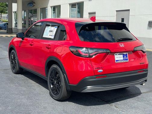 2026 Honda HR-V 2WD Sport