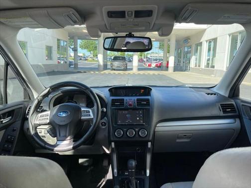 2015 Subaru Forester 2.5i Touring