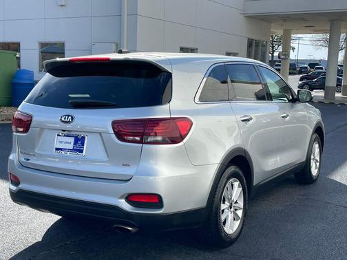 2019 Kia Sorento LX