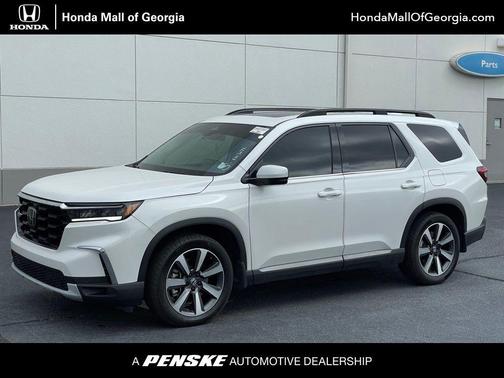 2025 Honda Pilot Touring 8-Passenger