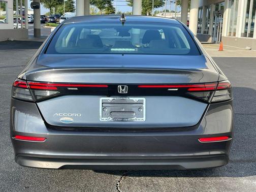 2024 Honda Accord LX 1.5T