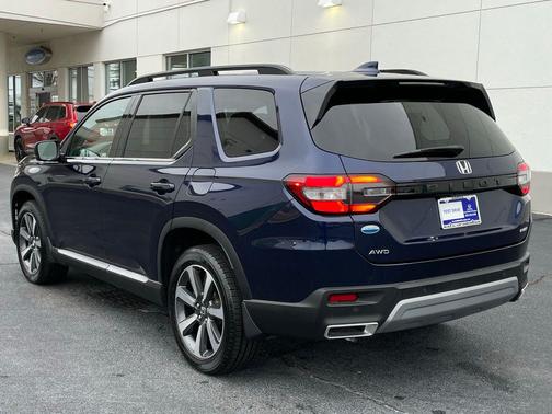 2023 Honda Pilot AWD Elite
