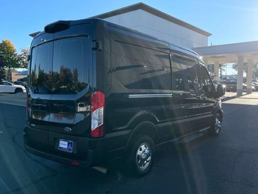 2022 Ford Transit-350 Base