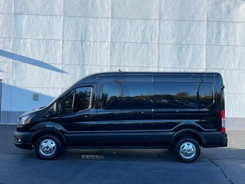 2022 Ford Transit-350 Base