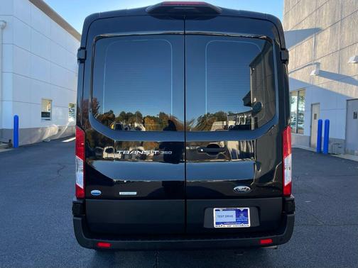 2022 Ford Transit-350 Base