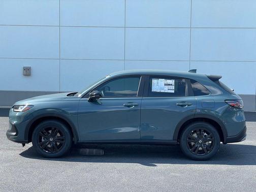 2026 Honda HR-V 2WD Sport