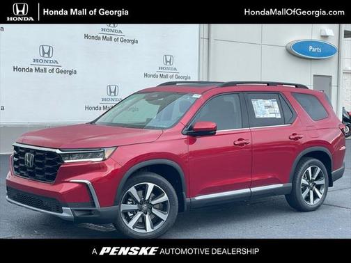 2025 Honda Pilot Touring 8-Passenger