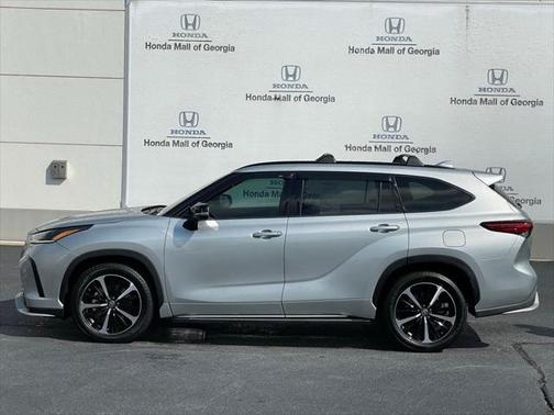 2022 Toyota Highlander XSE