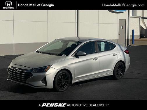 2019 Hyundai ELANTRA SE