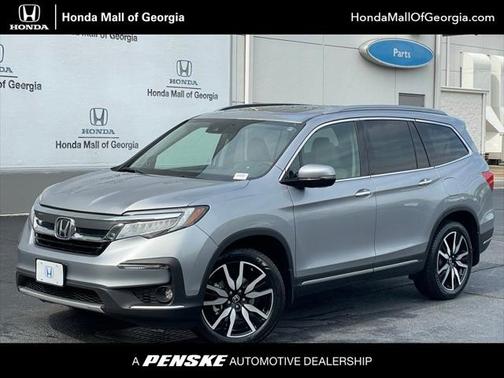 2022 Honda Pilot Touring 8-Passenger