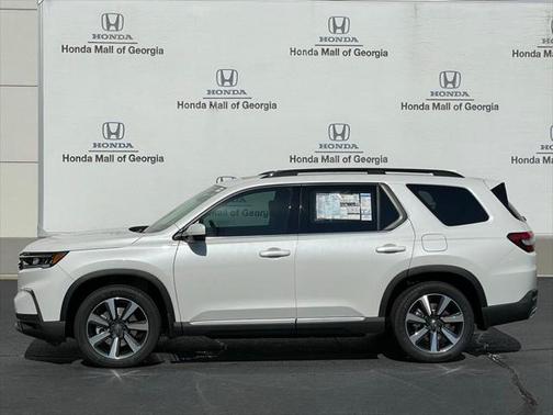 2025 Honda Pilot Touring 8-Passenger