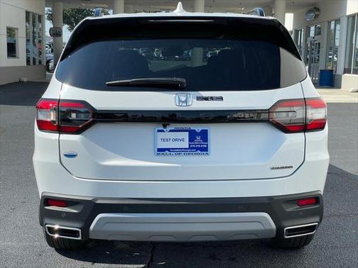 2025 Honda Pilot Touring 8-Passenger