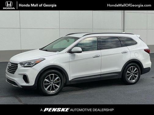 2017 Hyundai SANTA FE SE