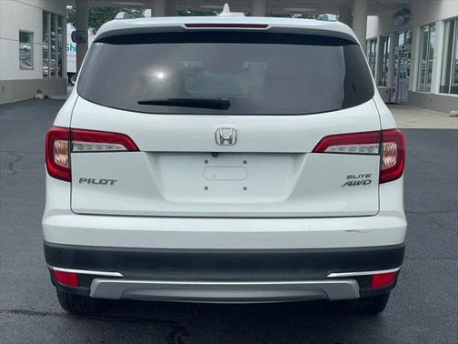 2020 Honda Pilot AWD Elite