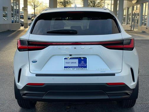 2025 Lexus NX 350h Premium