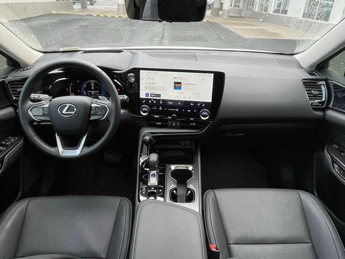 2025 Lexus NX 350h Premium