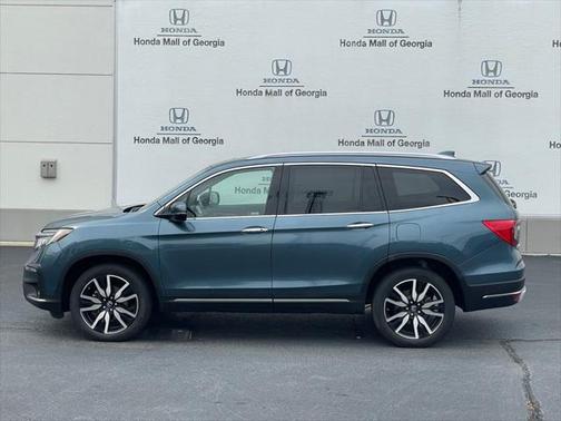 2022 Honda Pilot Touring 8-Passenger