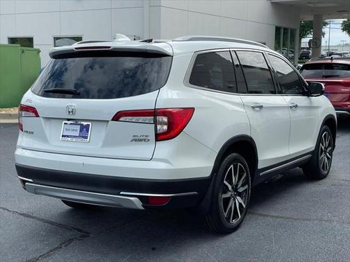 2022 Honda Pilot AWD Elite