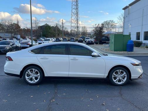 2025 Honda Accord LX 1.5T