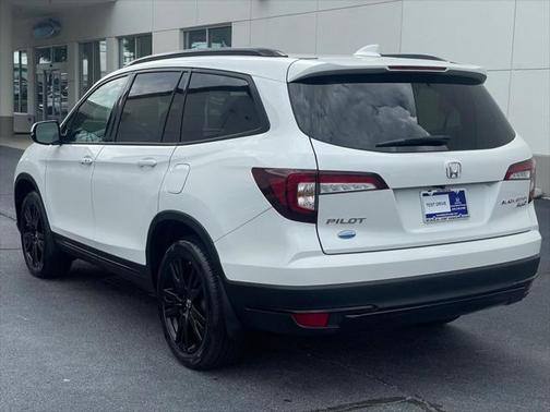 2022 Honda Pilot AWD Black Edition