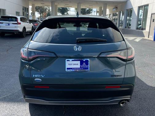 2025 Honda HR-V 2WD Sport