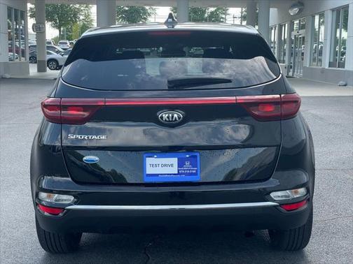 2022 Kia Sportage LX