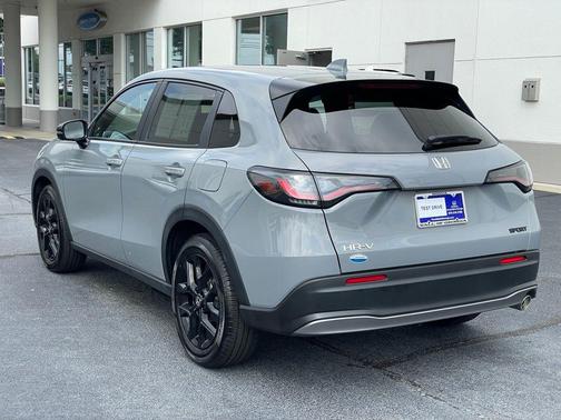 2025 Honda HR-V 2WD Sport