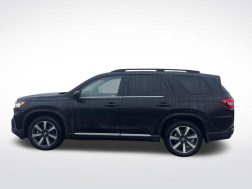 2024 Honda Pilot Touring 8-Passenger