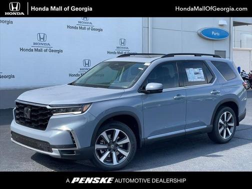 2025 Honda Pilot Touring 8-Passenger