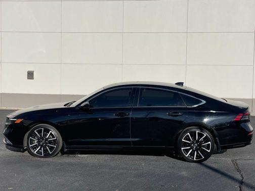 2023 Honda Accord Hybrid Touring