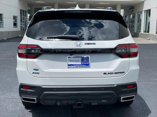 2025 Honda Pilot Black Edition