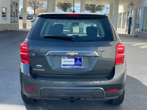 2017 Chevrolet Equinox LS