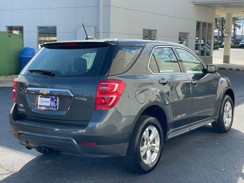 2017 Chevrolet Equinox LS