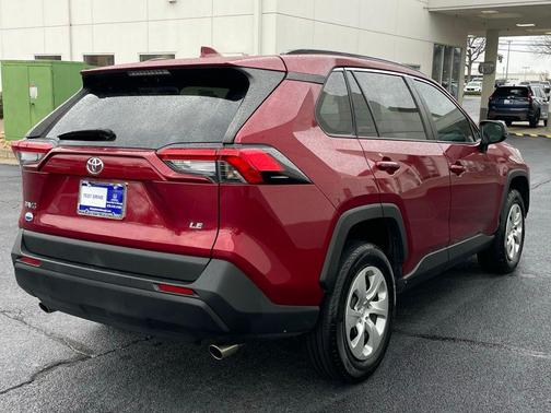 2019 Toyota RAV4 LE