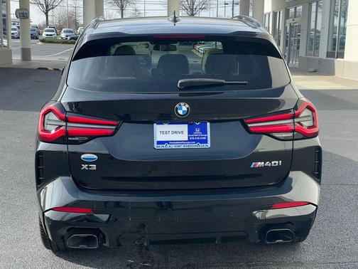 2022 BMW X3 M40i