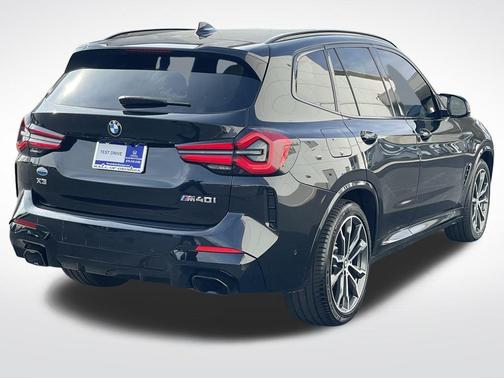 2022 BMW X3 M40i