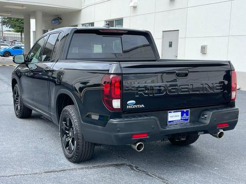 2024 Honda Ridgeline Black
