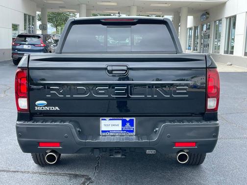 2024 Honda Ridgeline Black