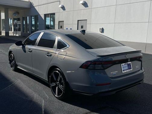 2025 Honda Accord Hybrid Base