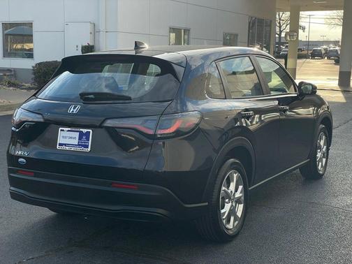 2023 Honda HR-V LX