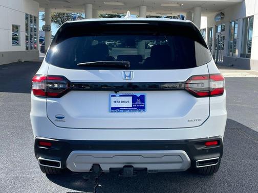 2024 Honda Pilot Elite